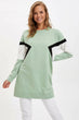 Woman Long Sleeve Knitted Tunic